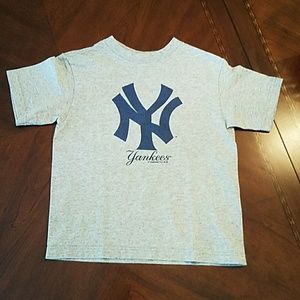New York Yankees Tee,  4